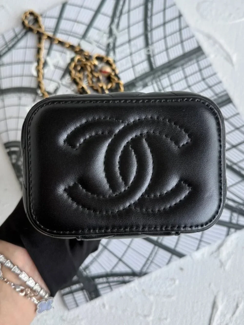 Classic CHANEL Bags: A Stylish and Versatile Choice for Elegance